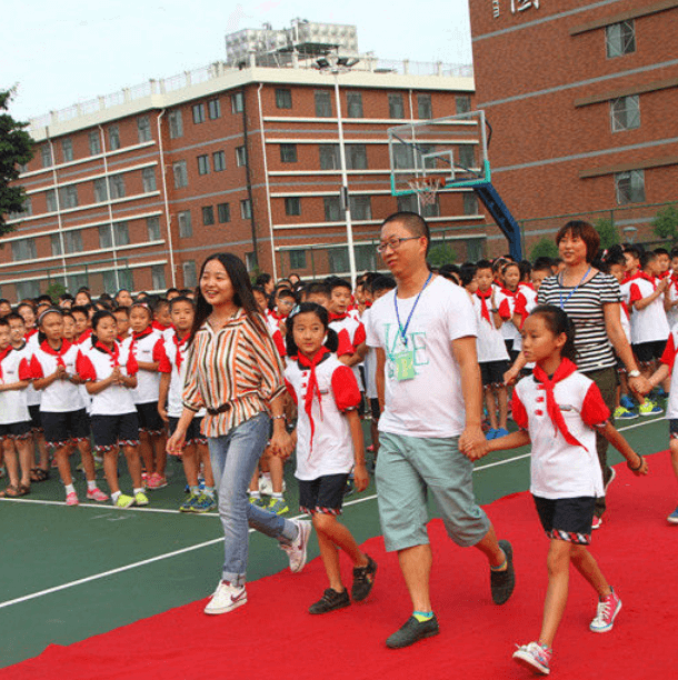 綿陽東辰學校校園風采