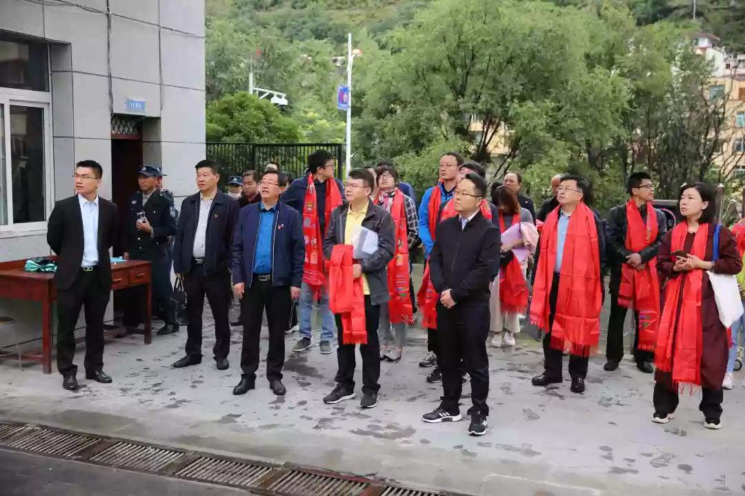 教育部考試中心副主任于涵一行赴小金中學調(diào)研