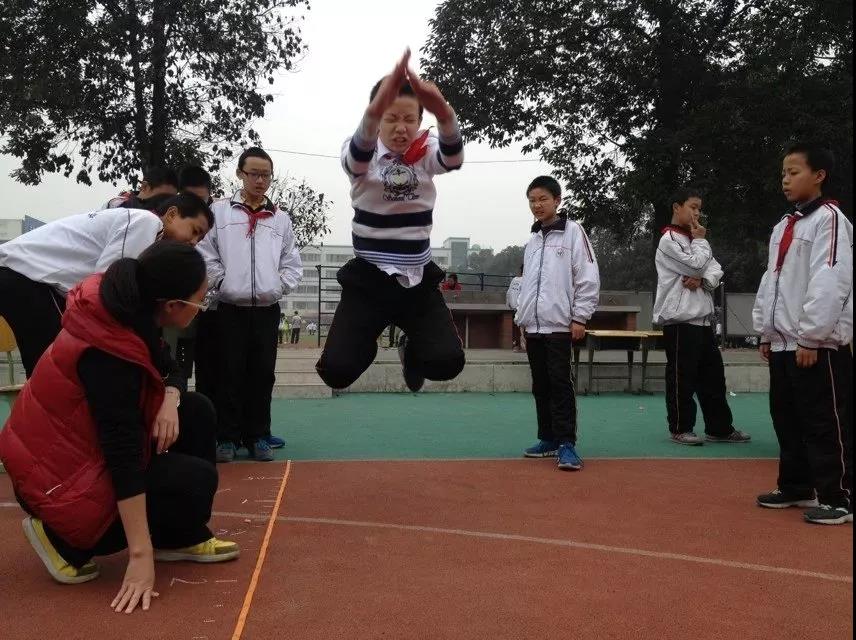 少年，我們在成都市鹽道街中學(xué)外語學(xué)校等你