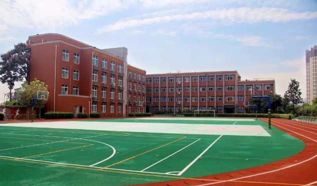 四川師范大學(xué)附屬中學(xué)外國語學(xué)校2019年錄取分數(shù)線