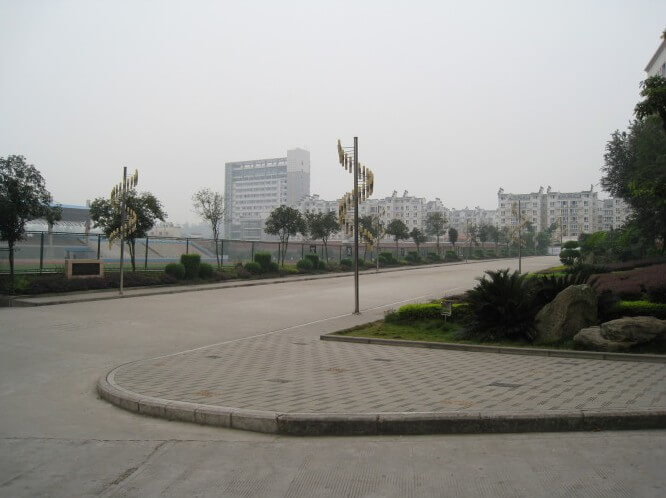 隆昌一中好不好？