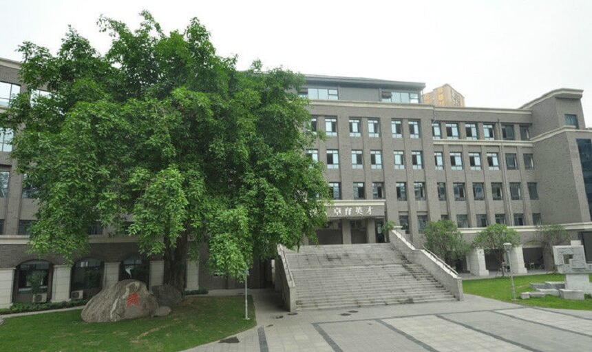 成都樹德中學(xué)校園環(huán)境怎么樣？