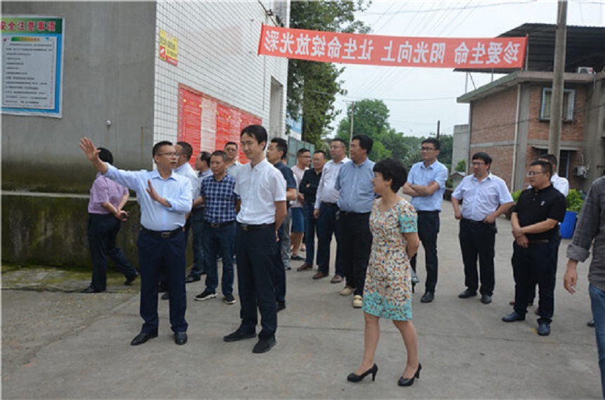 龍正中學2020年中考分數(shù)線是多少？