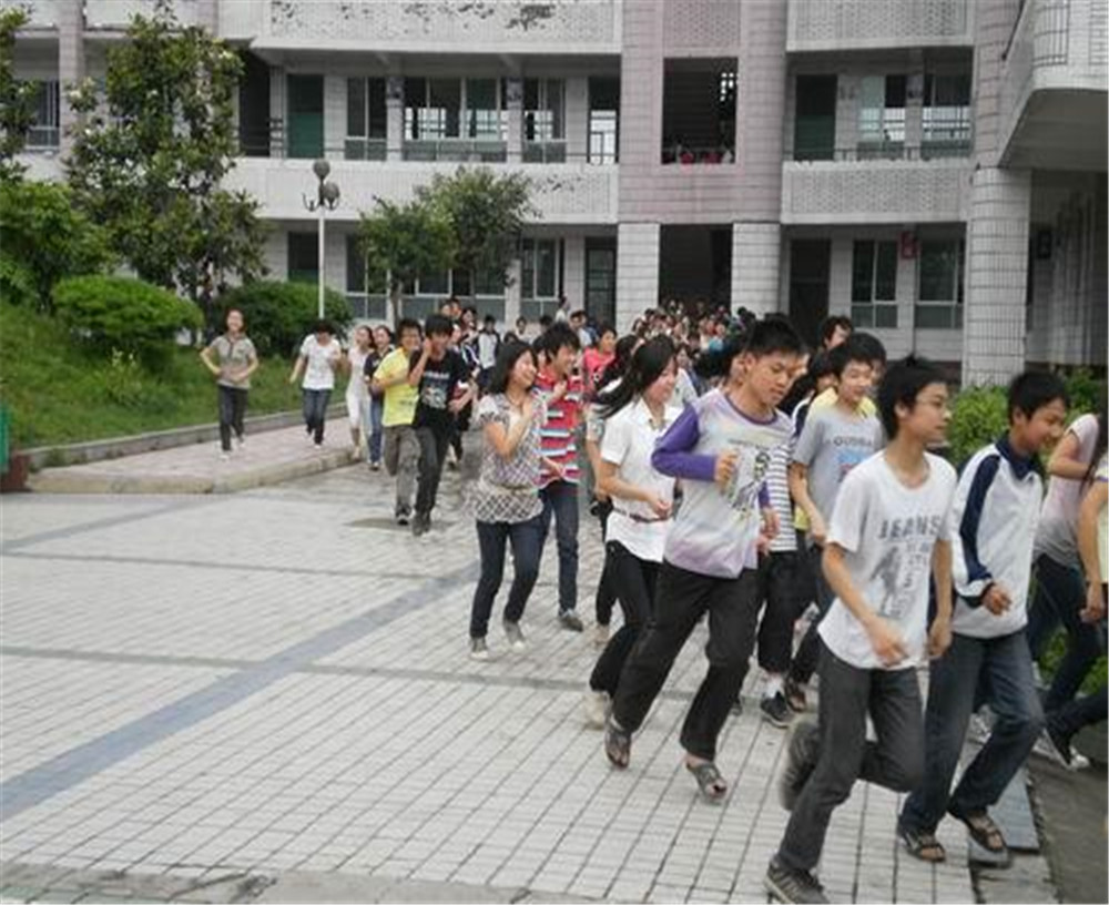 渠縣涌興中學2020年招生簡章在哪兒看？