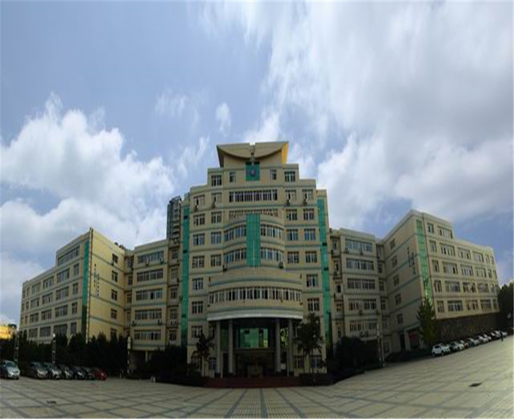 達(dá)州市第一中學(xué)2020年中考錄取分?jǐn)?shù)線多少分？