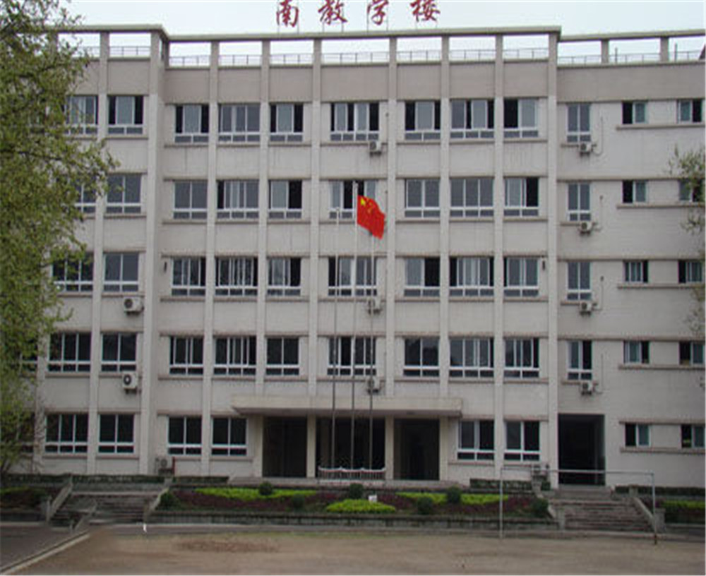 達(dá)州鐵路中學(xué)學(xué)校詳細(xì)地址在什么地方？