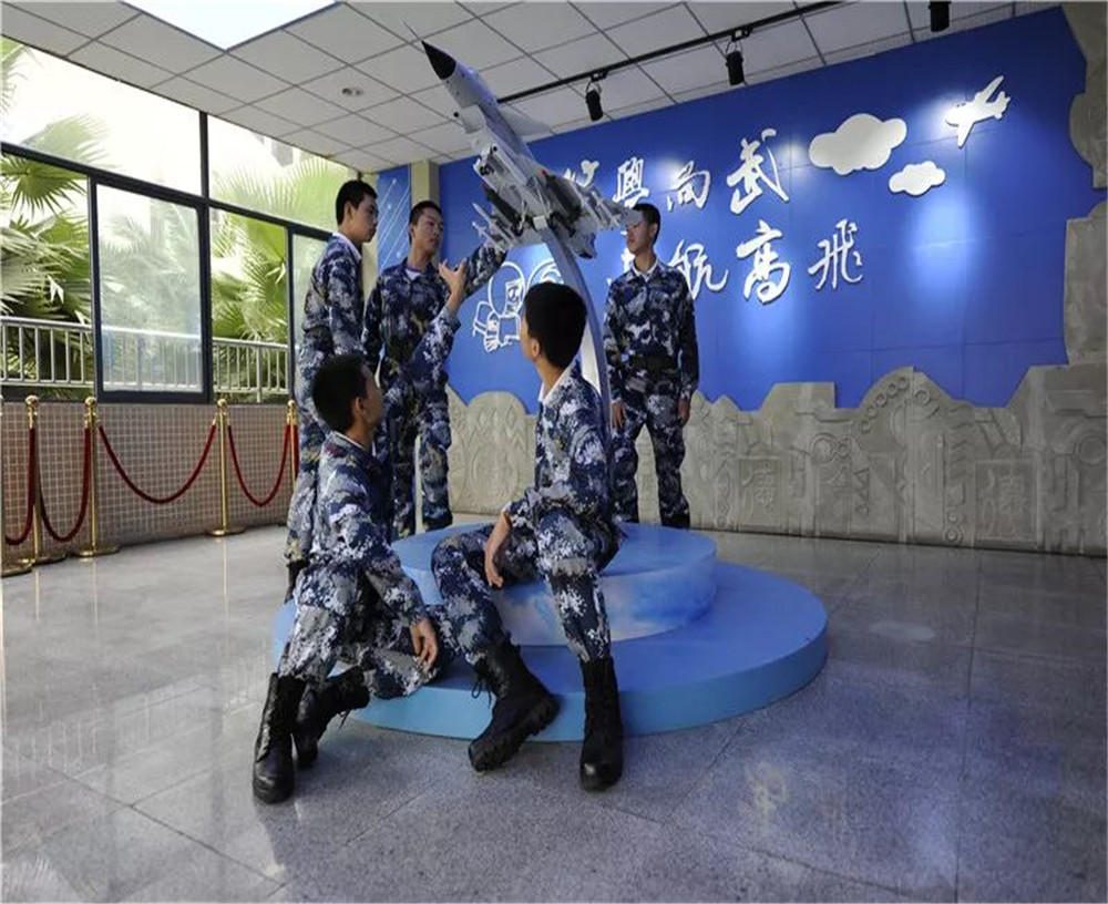 四川大學(xué)附屬中學(xué)每年的學(xué)費多少錢？