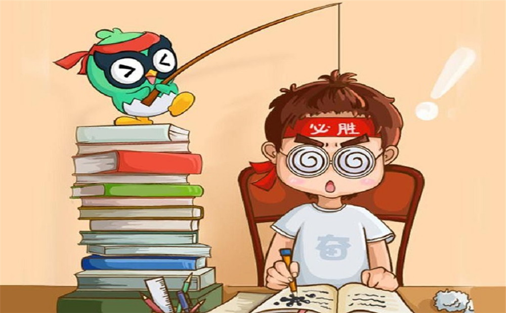 成都經(jīng)濟(jì)技術(shù)開發(fā)區(qū)實驗中學(xué)每年的學(xué)費是多少？