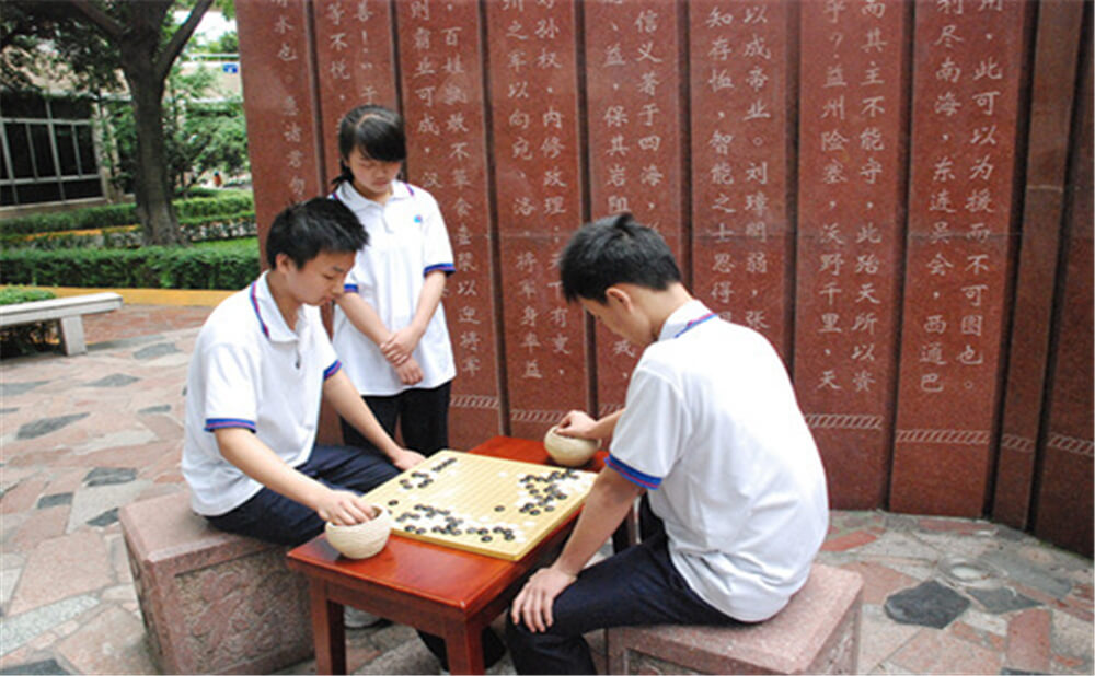 武侯高級中學(xué)的高考升學(xué)率是多少？