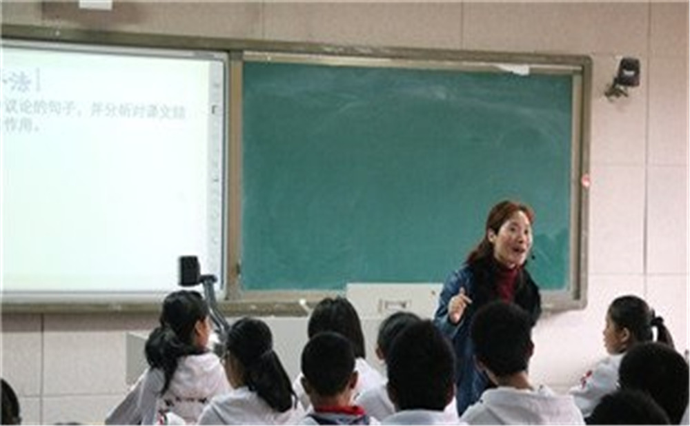 成都實(shí)驗(yàn)中學(xué)去年的錄取分?jǐn)?shù)線是多少？