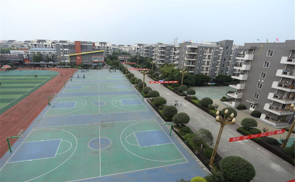 大彎中學(xué)去年的錄取分?jǐn)?shù)線是多少？