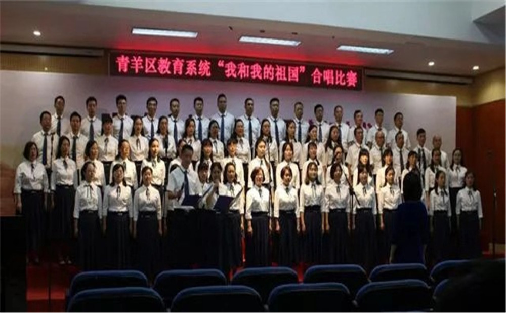 成都十一中每年學(xué)費是多少？