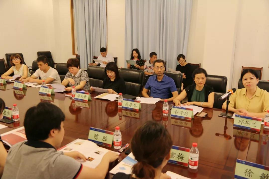 成都七中實(shí)驗(yàn)學(xué)校的錄取分?jǐn)?shù)線是多少？"七中實(shí)驗(yàn).jpg"