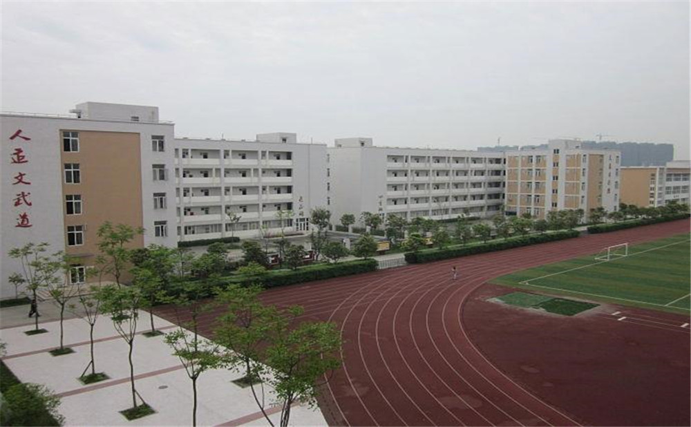 郫縣一中去年的錄取分?jǐn)?shù)線是多少？