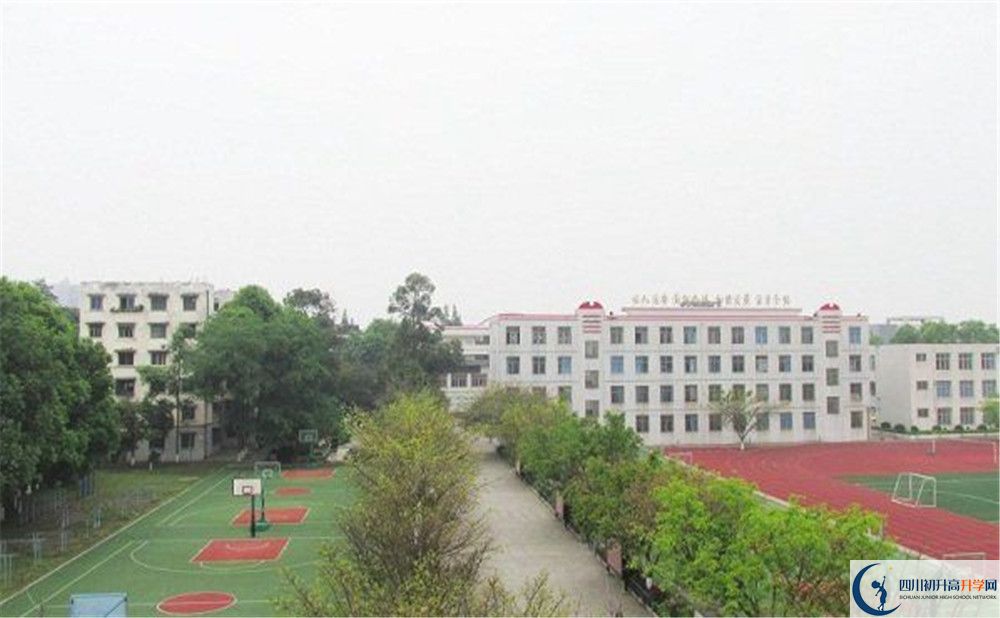 2020年青白江中學(xué)的報(bào)名條件是什么？