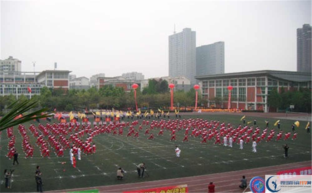 成都文武學(xué)校的實驗班怎么樣？