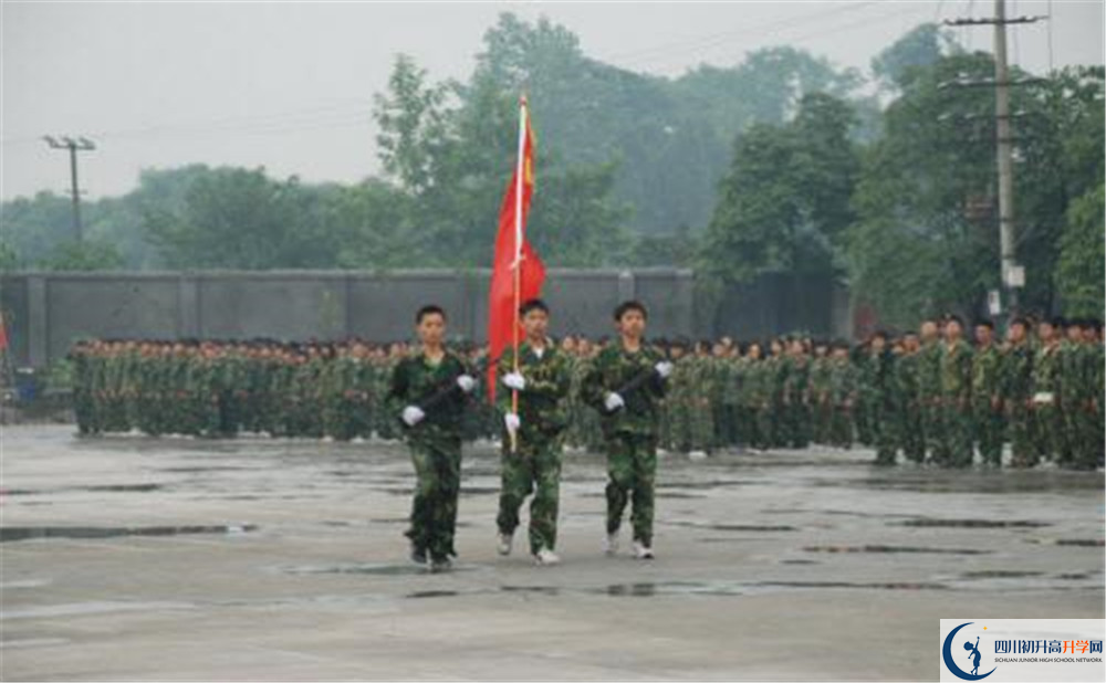 郫縣二中的實(shí)驗(yàn)班怎么樣？