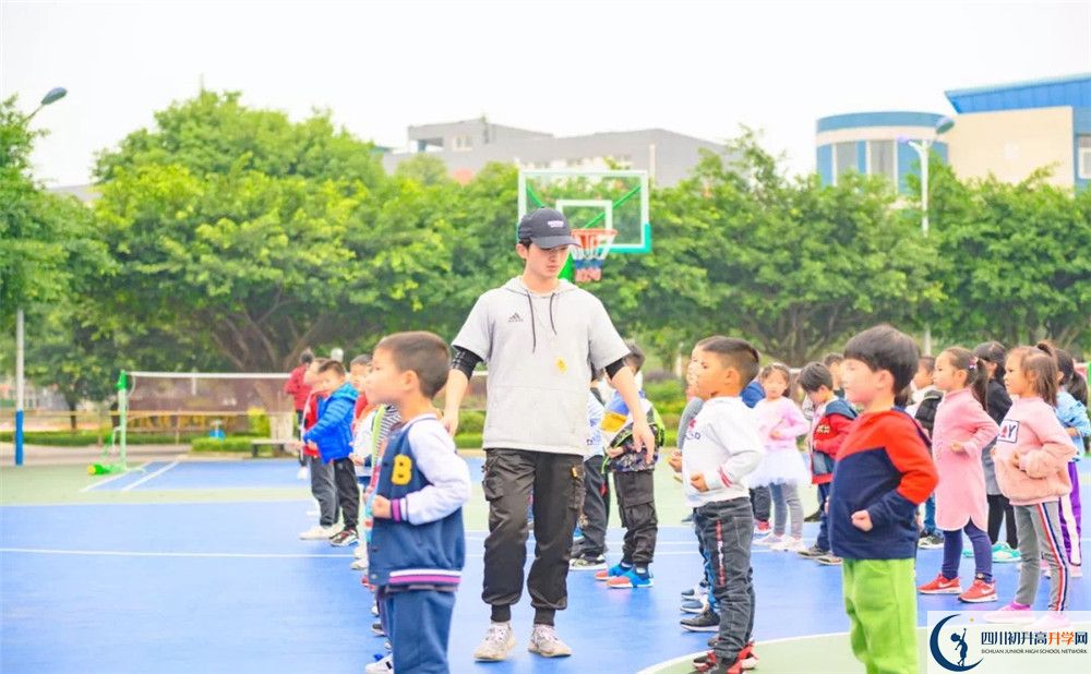 川科外國語學(xué)校2020年分?jǐn)?shù)線是多少？