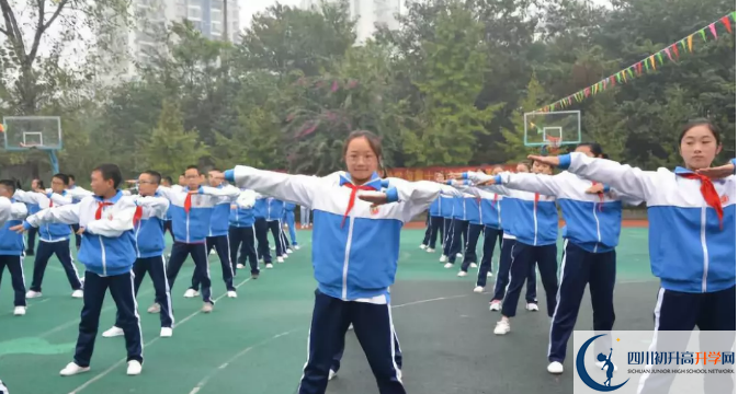 成都市鹽道街中學(xué)的老師好不好？