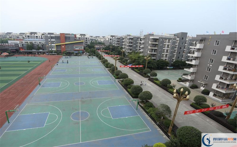 大彎中學的老師好不好？