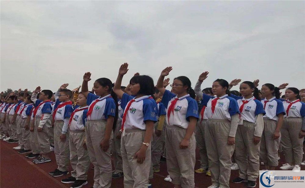 濛陽中學(xué)的老師好不好？