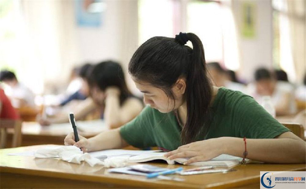 上仁壽華達高中的分數(shù)線是多少？