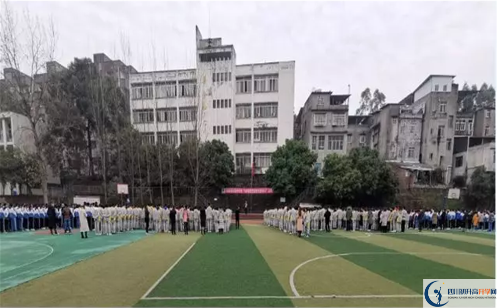 竹篙中學(xué)的高中住宿好不好？