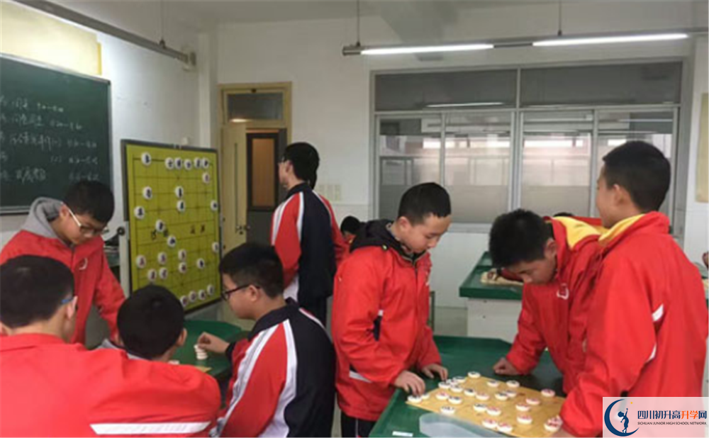 崇慶中學(xué)的高中住宿好不好？