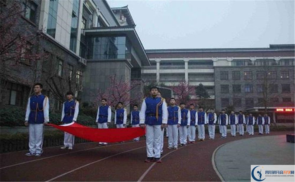 考成都市西北中學(xué)的分?jǐn)?shù)線是多少？