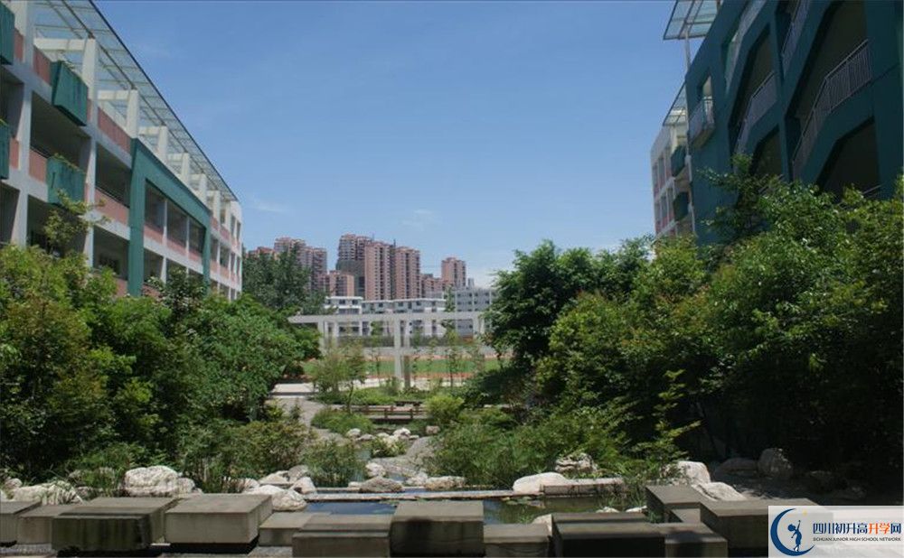 北師大成都實驗中學2020年高一入學考試時間是多久？