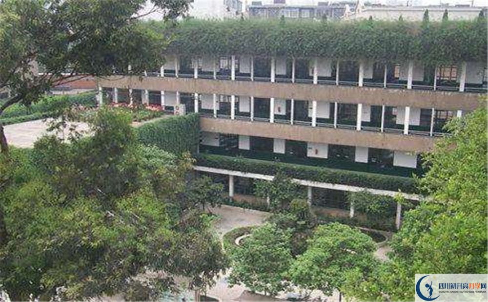 成都列五中學(xué)初升高難不難？