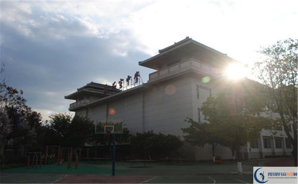 成都石室中學(xué)北湖校區(qū)2020年保送清華北大的人數(shù)有多少？