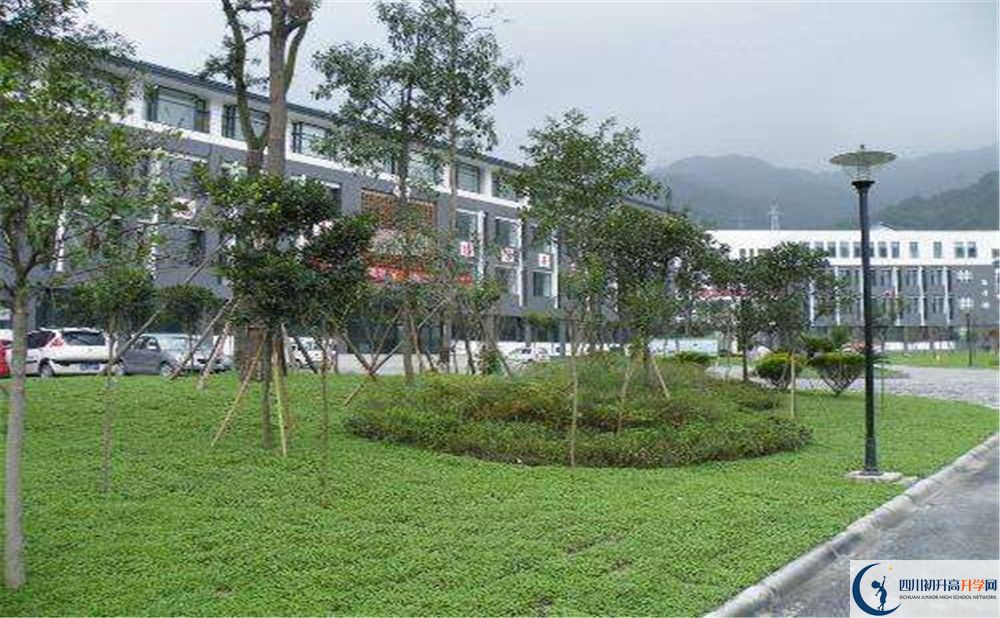 2020年都江堰中學成績查詢入口在哪里？