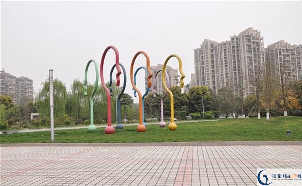 成都七中實(shí)驗(yàn)學(xué)校平行班與實(shí)驗(yàn)班差多少？