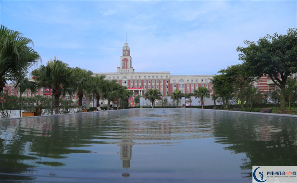 四川師范大學(xué)附屬第三實(shí)驗(yàn)中學(xué)位置在哪里？