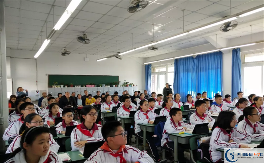安仁中學(xué)位置在哪里？