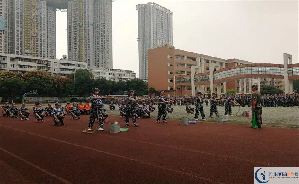 成都十二中（四川大學(xué)附屬中學(xué)）是重點(diǎn)中學(xué)嗎？