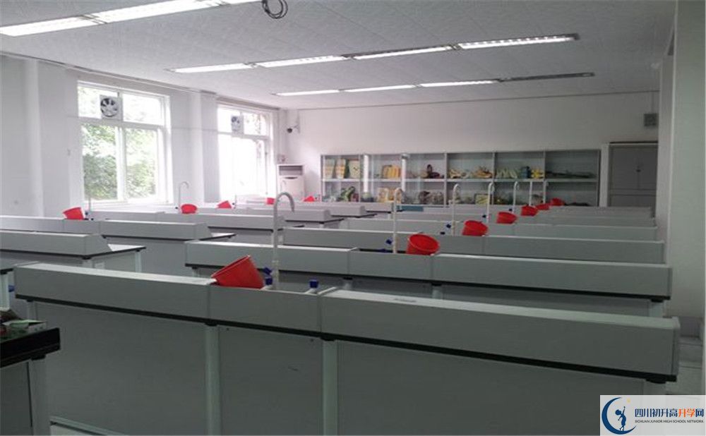 2020西南交通大學(xué)附屬中學(xué)平行班升學(xué)率高嗎？