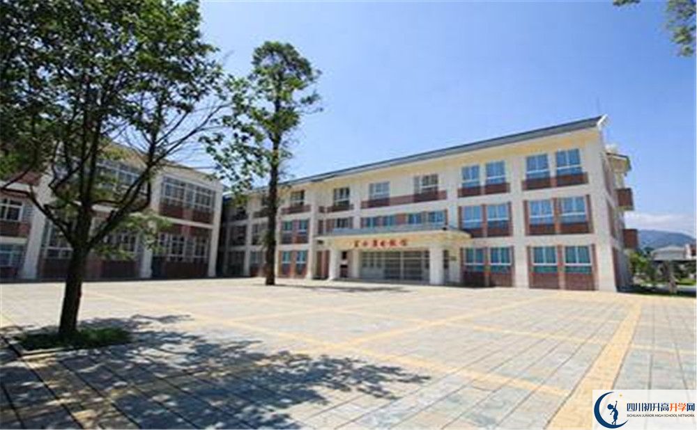 青城山高級(jí)中學(xué)高2020屆高三階段檢測試題語文難嗎？