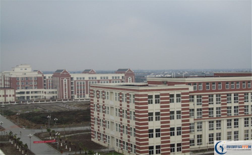 四川師大附屬第三實(shí)驗(yàn)中學(xué)高中分班考試難嗎？