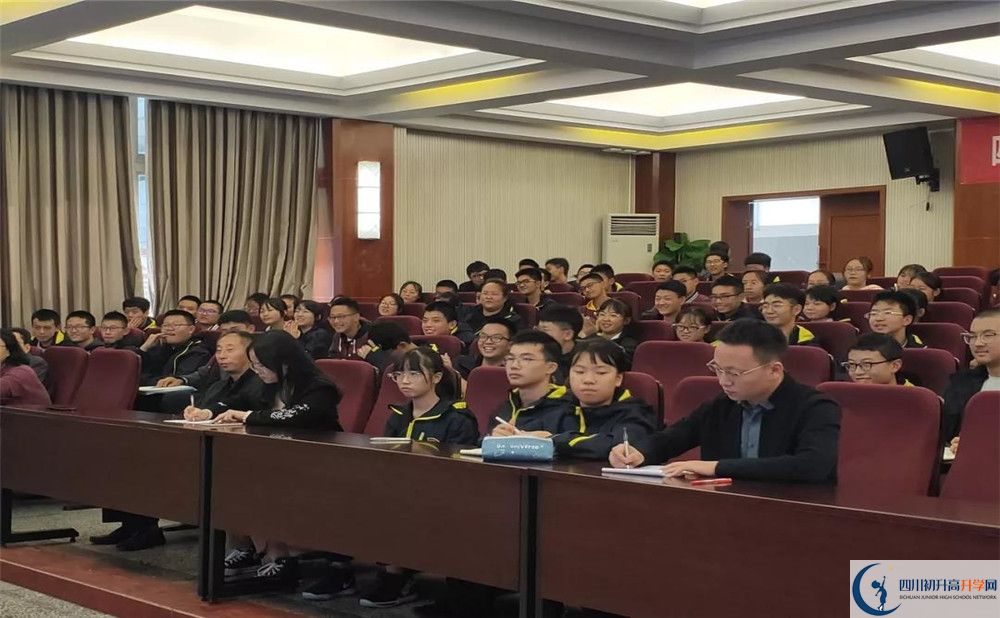 成都樹(shù)德協(xié)進(jìn)中學(xué)2020年高考人數(shù)是多少？