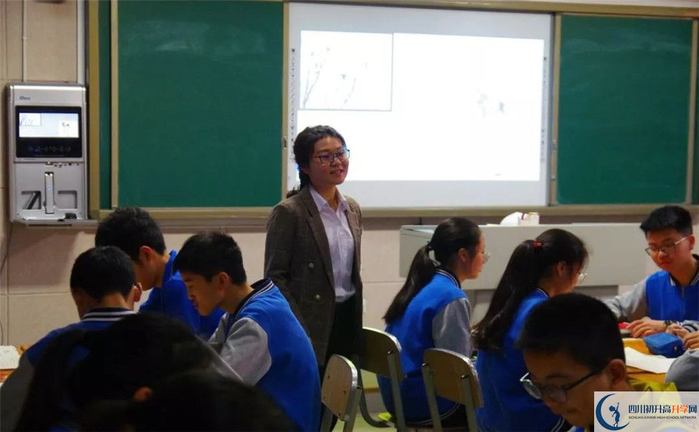2020成都實驗中學二診數(shù)學試題答案在哪看？