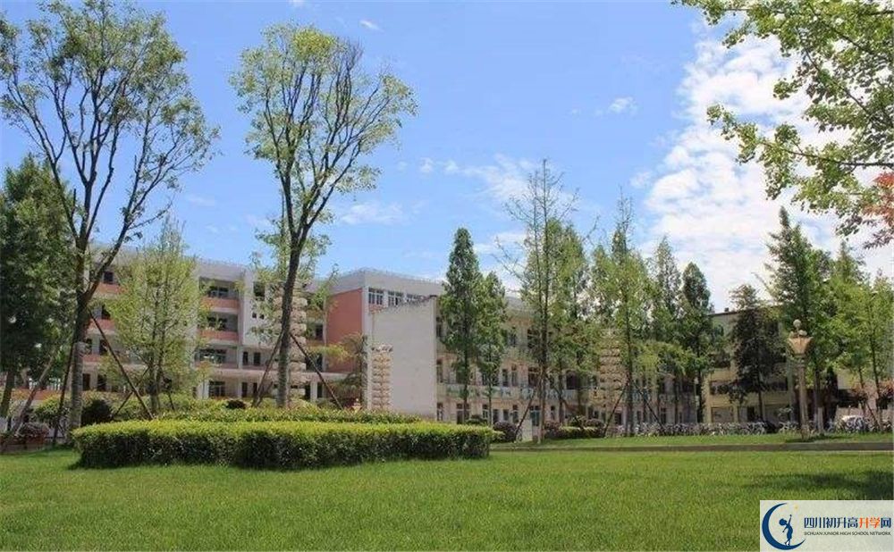 成都市籍田中學軍訓多久？