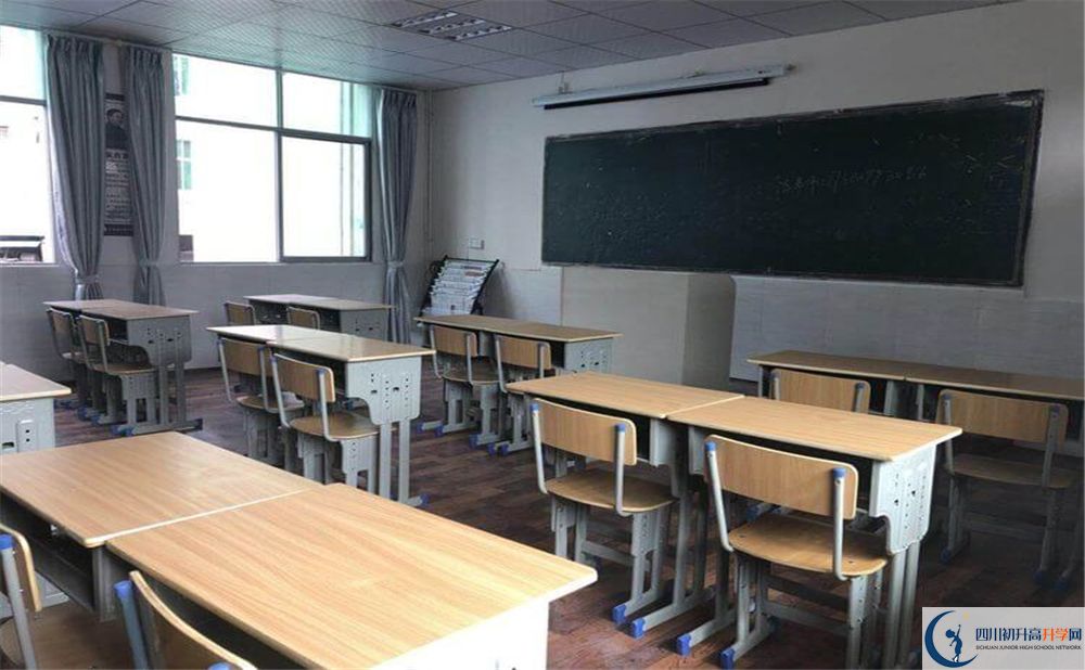2020恩陽登科中學(xué)錄取線是否有調(diào)整？
