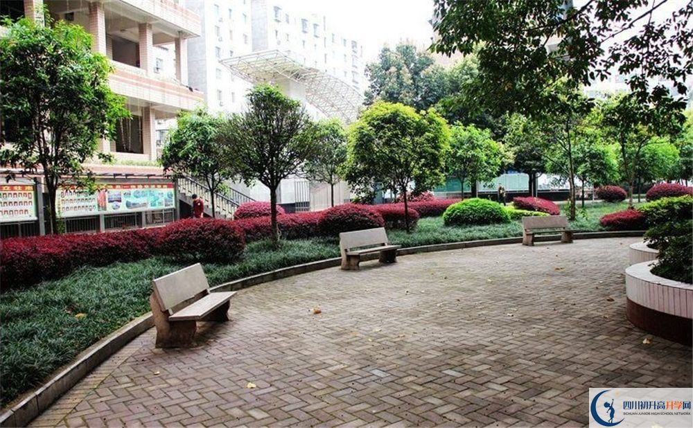渠縣第二中學今年招生時間安排有什么變化？